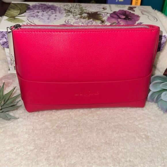 Lancôme Paris Fuchsia Silver Tone Faux Leather Cosmetic Toiletry Travel Bag - Picture 1 of 9